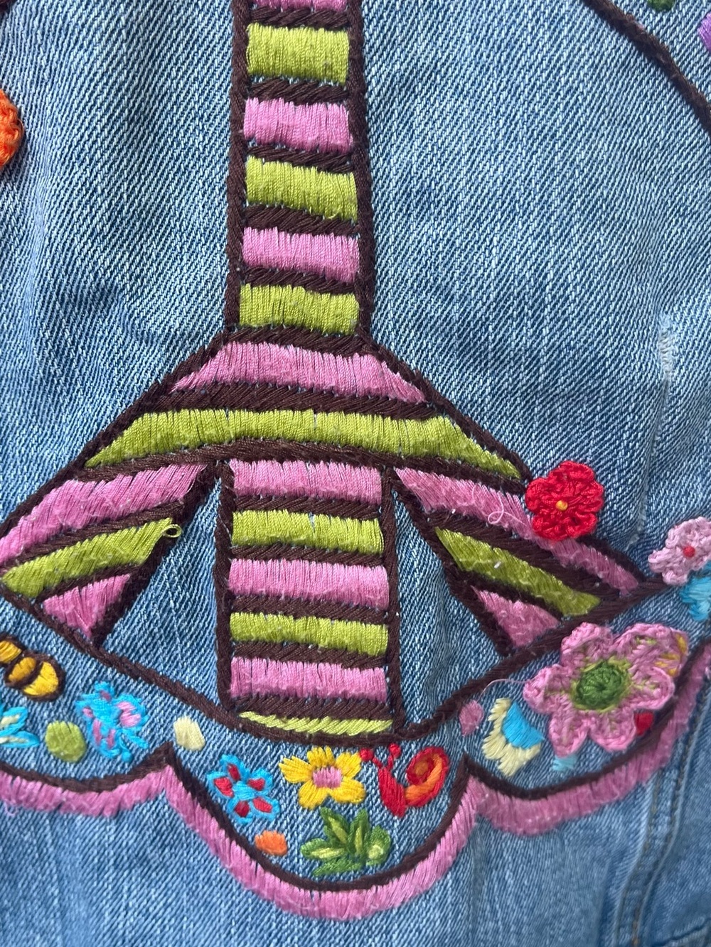 Ivy Jane Denim Jacket with Colorful Embroidered Peace sign and Flowers size S - Picture 8 of 15